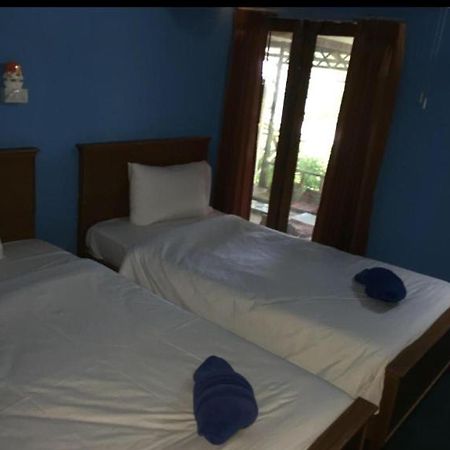 The Lazy Bar And Guesthouse Krabi Exterior photo