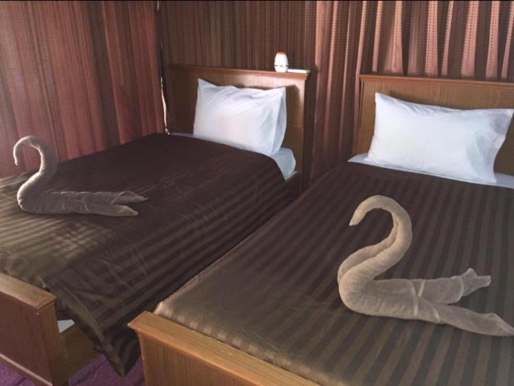 The Lazy Bar And Guesthouse Krabi Exterior photo